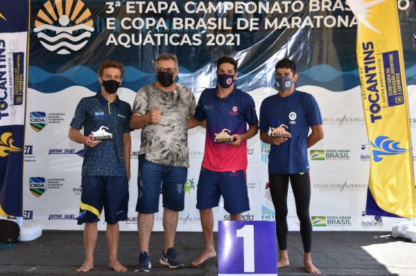 Bruce Hanson Almeida e Carol Hertel vence prova de 5 km do Campeonato Brasileiro de Maratonas Aquáticas