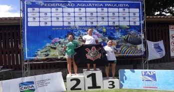 Betina Lorscheitter e Fernando Ponte vencem na distância olímpica em São Sebastião, SP