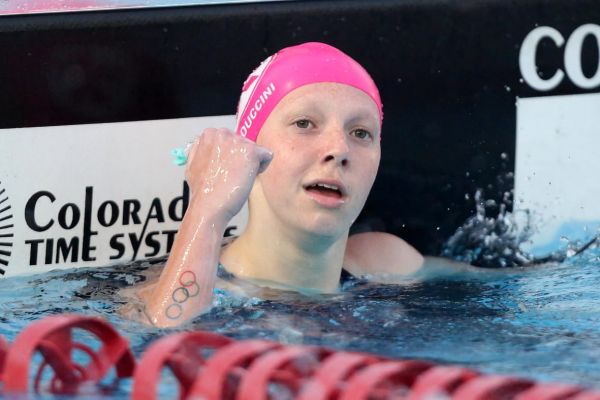 Stephanie Balduccini quebra recorde nos 100m livre do Troféu Julio de Lamare