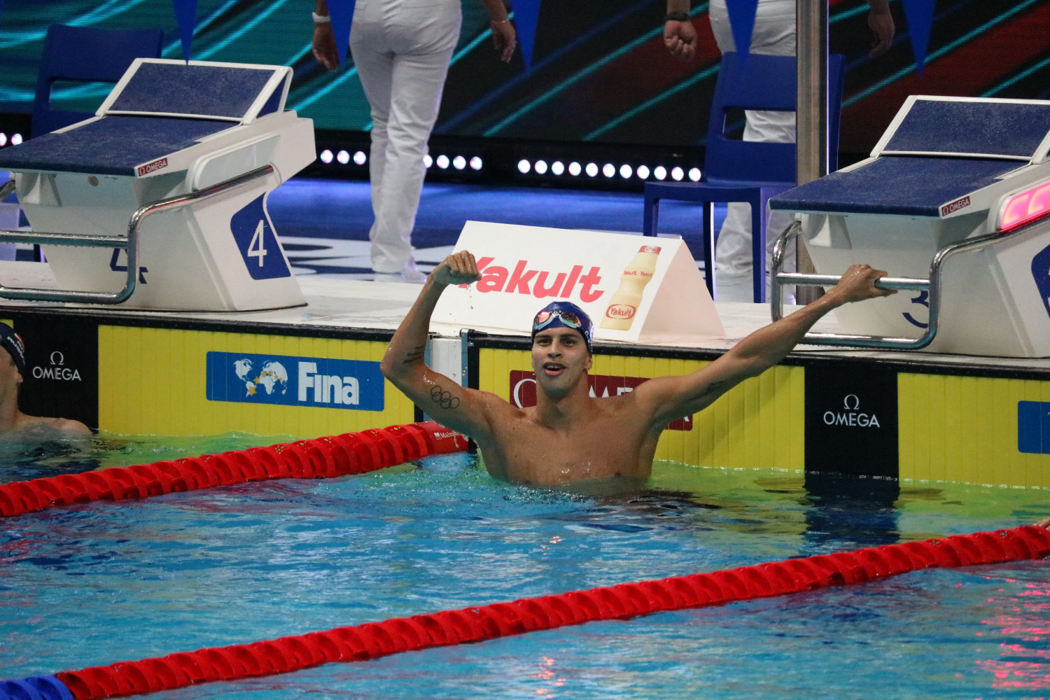 Guilherme Costa conquista o bronze na estreia do Brasil no Campeonato Mundial de Budapeste