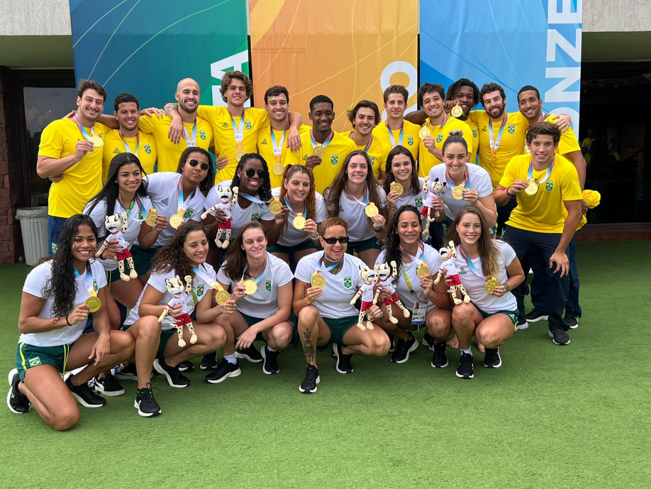 Brasil vence Argentina no feminino e no masculino e leva dois ouros no Polo Aquático em Assunção