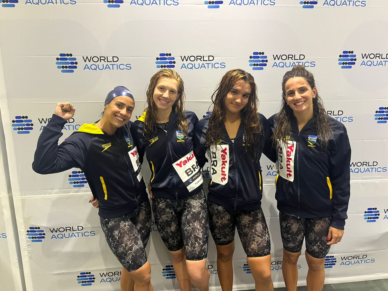 Revezamento 4x200m termina na 8ª colocação; Gabi Assis quebra recorde brasileiro