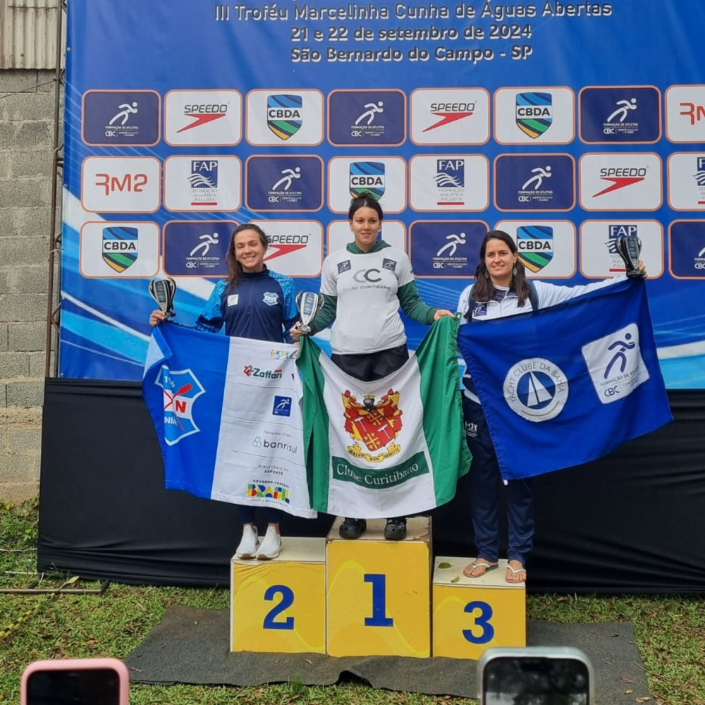 Carol Hertel e Leonardo Macedo dominam etapa de São Bernardo do Campo do Brasileiro de Águas Abertas