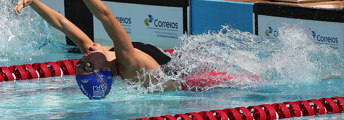 Campeonato Mundial de Natação: China conquista título de revezamento 4x100m  medley misto